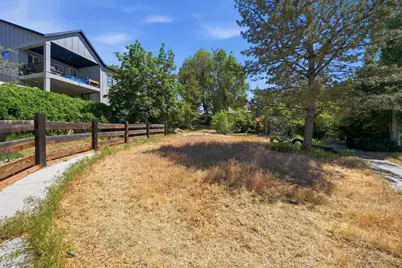 8555 S Grambling Way, Sandy, UT 84094 - Photo 35