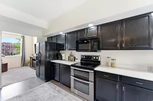 10188 Yorkshire Dr S, South Jordan, UT 84095 - Photo 15