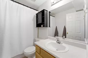 10188 Yorkshire Dr S, South Jordan, UT 84095 - Photo 49