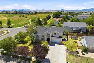 10188 Yorkshire Dr S, South Jordan, UT 84095 - Photo 61