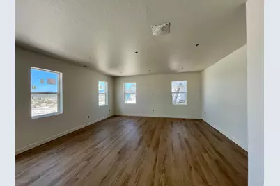 1089 E Blackfeet Dr #518, Eagle Mountain, UT 84005 - Photo 5