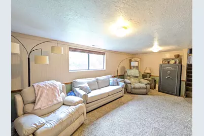 1217 E Eastridge Dr S, Logan, UT 84321 - Photo 25