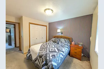 1217 E Eastridge Dr S, Logan, UT 84321 - Photo 17