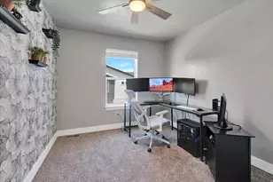 272 E 1725 N, North Logan, UT 84341 - Photo 17