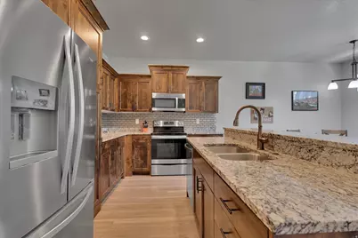 272 E 1725 N #4, North Logan, UT 84341 - Photo 11