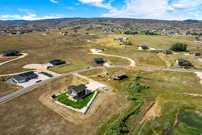 270 E Mariner Cir #8 & 9, Garden City, UT 84028 - Photo 9