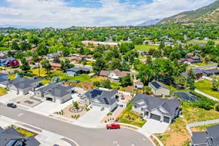 2288 E Parkside Cir S, South Ogden, UT 84403 - Photo 41