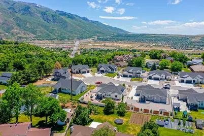 2288 E Parkside Cir S, South Ogden, UT 84403 - Photo 37