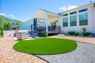 2288 E Parkside Cir S, South Ogden, UT 84403 - Photo 33