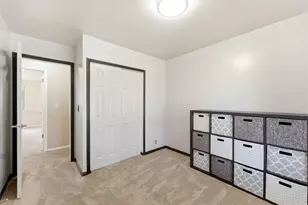 9057 S Cherbourg Pl E, Sandy, UT 84093 - Photo 27