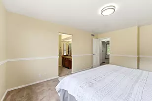 9057 S Cherbourg Pl E, Sandy, UT 84093 - Photo 23