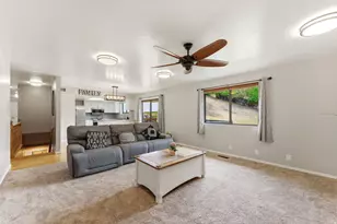 9057 S Cherbourg Pl E, Sandy, UT 84093 - Photo 11