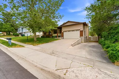 9057 S Cherbourg Pl E, Sandy, UT 84093 - Photo 3