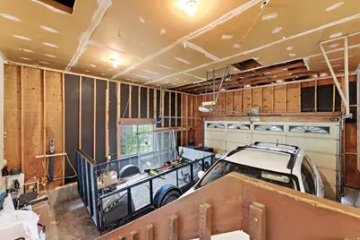 9057 S Cherbourg Pl E, Sandy, UT 84093 - Photo 51