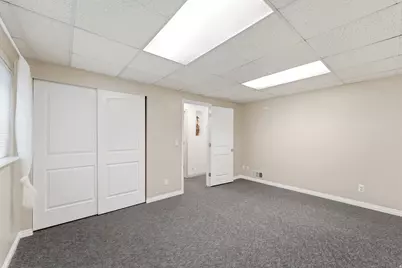 9057 S Cherbourg Pl E, Sandy, UT 84093 - Photo 47