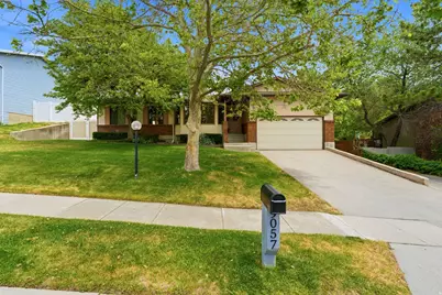 9057 S Cherbourg Pl E, Sandy, UT 84093 - Photo 1