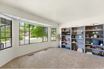 9057 S Cherbourg Pl E, Sandy, UT 84093 - Photo 7