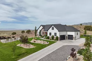 9261 N Belle St, Eagle Mountain, UT 84005 - Photo 13