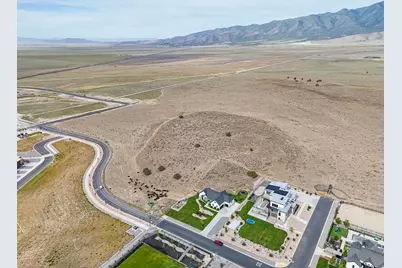 9261 N Belle St, Eagle Mountain, UT 84005 - Photo 19