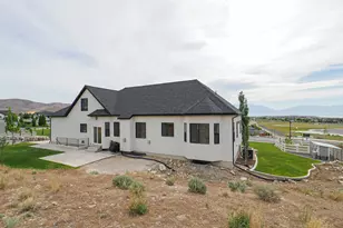 9261 N Belle St, Eagle Mountain, UT 84005 - Photo 7