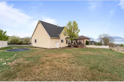 279 W Wrangler Ave S, Saratoga Springs, UT 84045 - Photo 11
