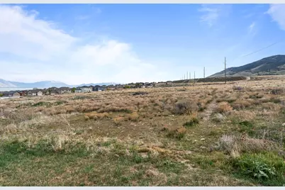 279 W Wrangler Ave S, Saratoga Springs, UT 84045 - Photo 9