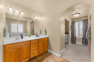 279 W Wrangler Ave S, Saratoga Springs, UT 84045 - Photo 33