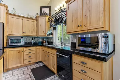 609 E 2100 N, North Logan, UT 84341 - Photo 9