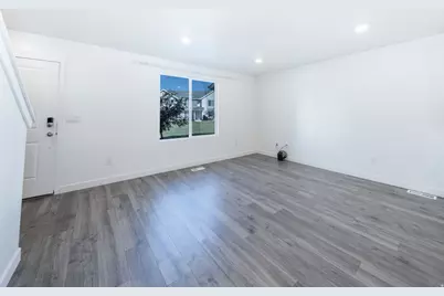 404 N Regatta Ln, Saratoga Springs, UT 84045 - Photo 19