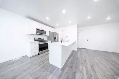 404 N Regatta Ln, Saratoga Springs, UT 84045 - Photo 5