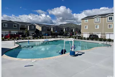 2625 S Asbridge Ln, Magna, UT 84044 - Photo 15