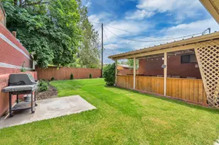 1380 E 330 S, Provo, UT 84606 - Photo 23