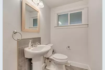 1380 E 330 S, Provo, UT 84606 - Photo 11