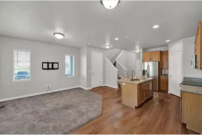 15142 S Wild Horse Way, Bluffdale, UT 84065 - Photo 5