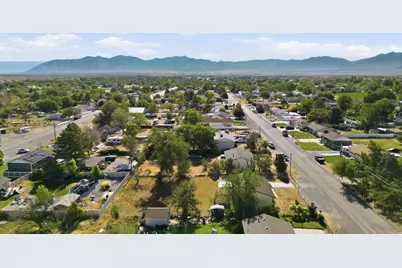 382 W Plum St, Grantsville, UT 84029 - Photo 47