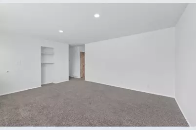 382 W Plum St, Grantsville, UT 84029 - Photo 5