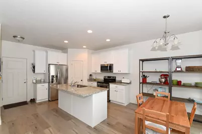 1632 N Apache Rd, Saratoga Springs, UT 84045 - Photo 11