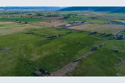 325 W 2700 S, Richfield, UT 84701 - Photo 5