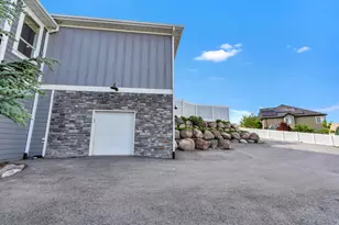2872 E Sorrel Dr, Eagle Mountain, UT 84005 - Photo 51