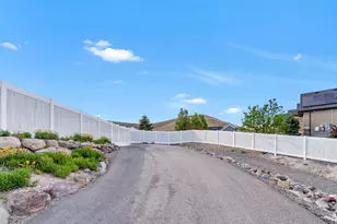 2872 E Sorrel Dr, Eagle Mountain, UT 84005 - Photo 51