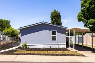 935 E Hwy 193, Layton, UT 84040 - Photo 23