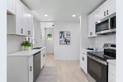 820 E Elm Ave, Salt Lake City, UT 84106 - Photo 3