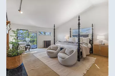 8903 S Cobble Crest Ln, Sandy, UT 84093 - Photo 11