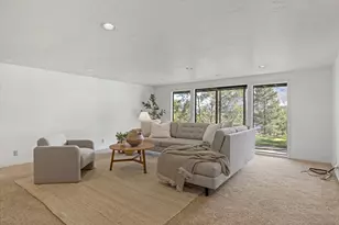 8903 S Cobble Crest Ln, Sandy, UT 84093 - Photo 19