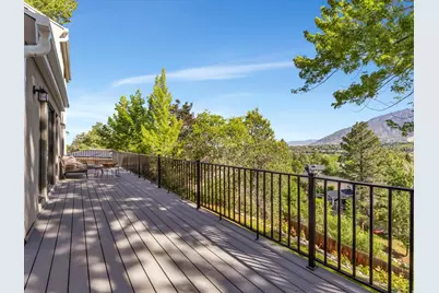 8903 S Cobble Crest Ln, Sandy, UT 84093 - Photo 25