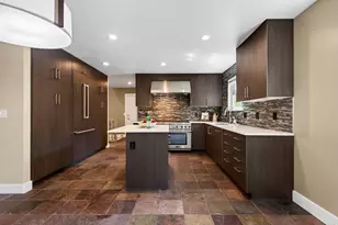 1689 E Kierstin Pl, Salt Lake City, UT 84108 - Photo 11