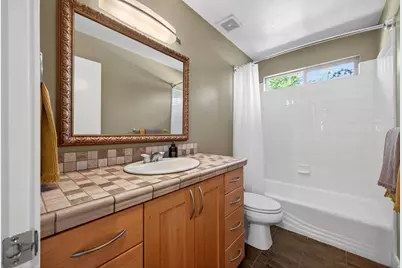 1689 E Kierstin Pl, Salt Lake City, UT 84108 - Photo 23