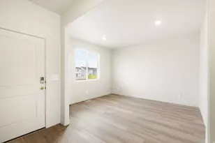 3464 N Hannah St, Eagle Mountain, UT 84005 - Photo 5