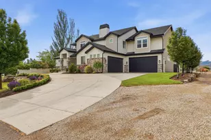 4479 W Maegan Nicole Ln, Riverton, UT 84096 - Photo 3
