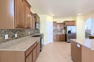 2828 W Chestnut St, Lehi, UT 84048 - Photo 9